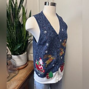 Vintage‎ Heirloom Collectibles Santa Reindeer Christmas Sweater Vest Large